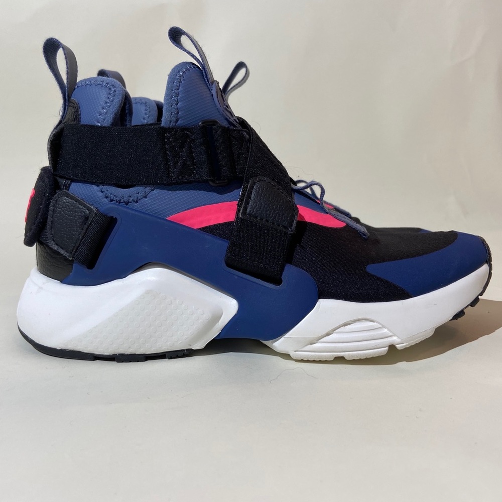 Nike Air Huarache City Women’s